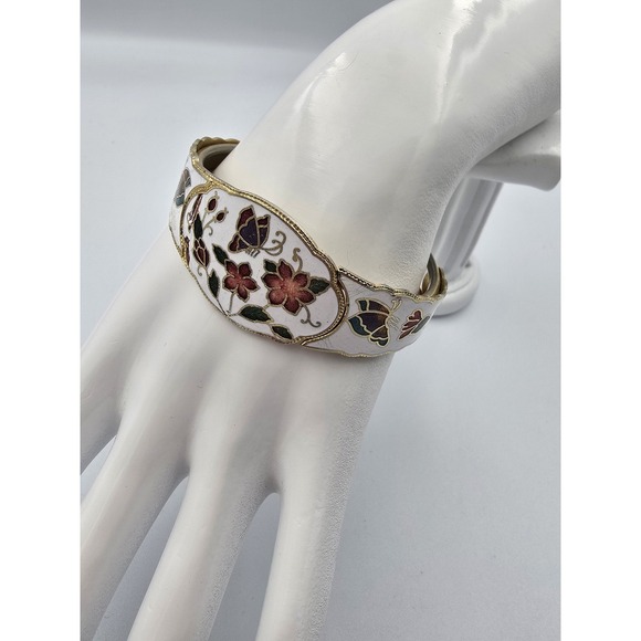 Does not apply Jewelry - Vintage Cloisonne White Enamel Gold Tone Floral Butterfly Hinge Bangle Bracelet